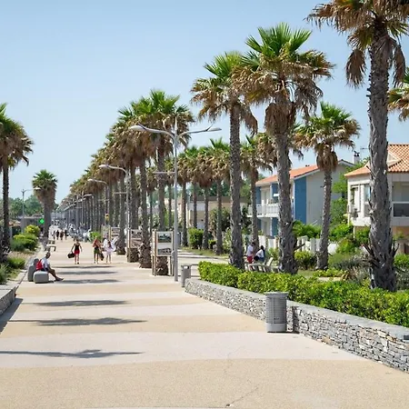 Marseillan A 100 Metres De La , 85 M2 De Plein Pied , Parking Apartament *